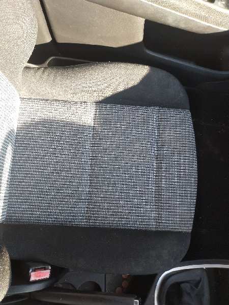 ASIENTO DELANTERO IZQUIERDO