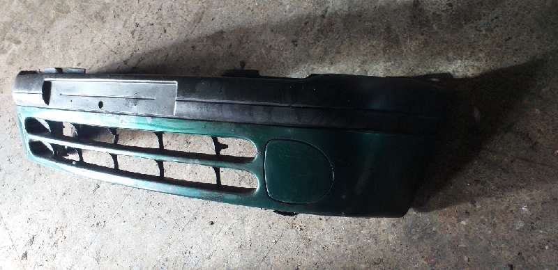 PARAGOLPES DELANTERO