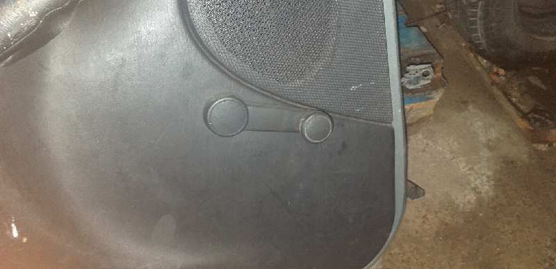 ELEVALUNAS TRASERO IZQUIERDO