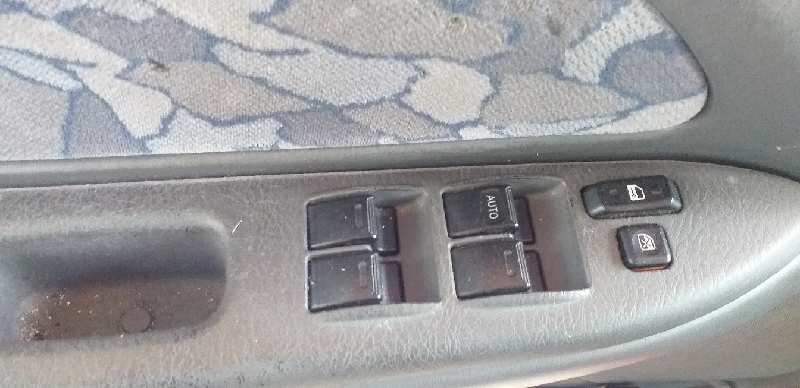 ELEVALUNAS DELANTERO IZQUIERDO