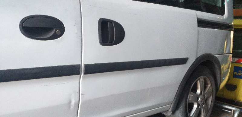 PUERTA LATERAL CORREDERA IZQUIERDA