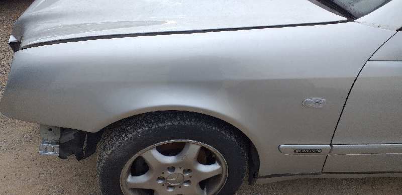 ALETA DELANTERA IZQUIERDA