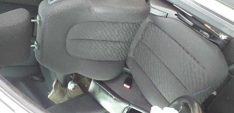 ASIENTO DELANTERO IZQUIERDO