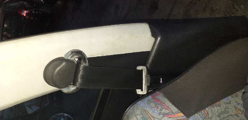 CINTURON SEGURIDAD DELANTERO IZQUIERDO