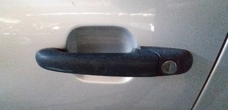 MANETA EXTERIOR DELANTERA IZQUIERDA