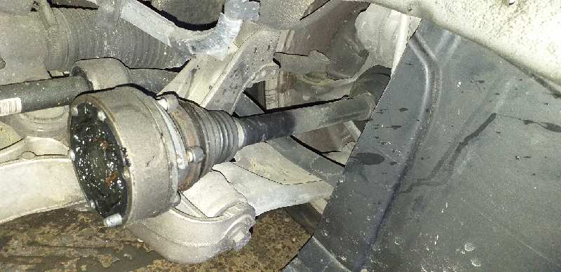 TRANSMISION DELANTERA IZQUIERDA