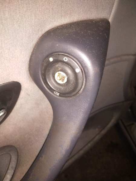 RETROVISOR IZQUIERDO