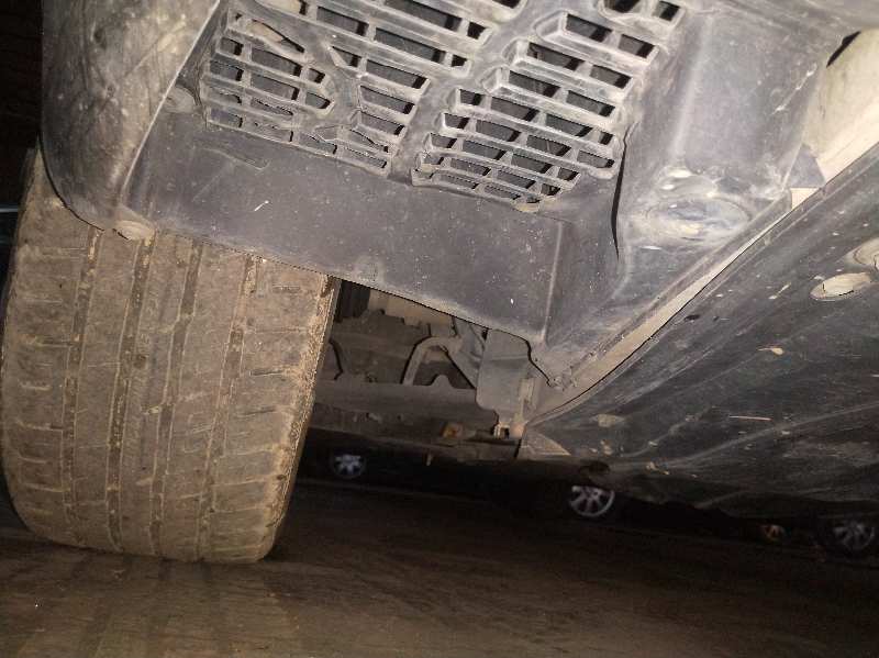 BRAZO SUSPENSION INFERIOR DELANTERO DERECHO