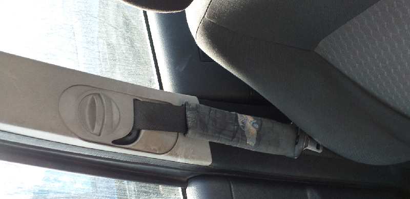 CINTURON SEGURIDAD DELANTERO DERECHO