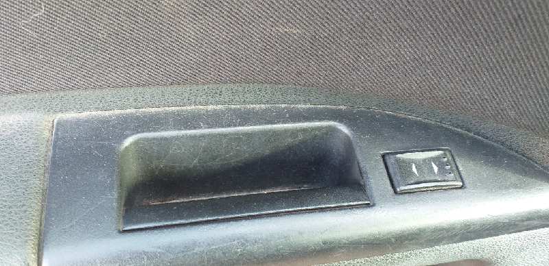 ELEVALUNAS TRASERO IZQUIERDO