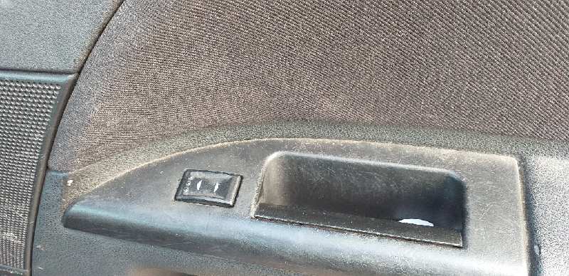 MANDO ELEVALUNAS TRASERO DERECHO