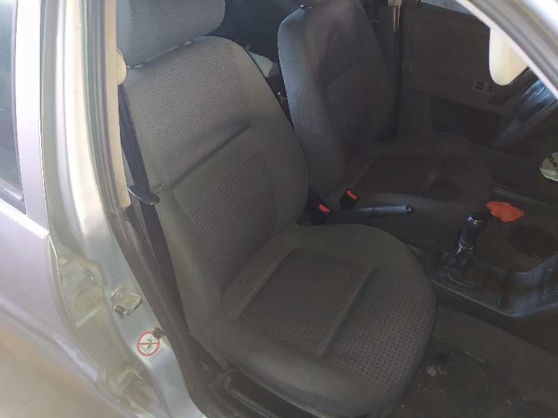 ASIENTO DELANTERO DERECHO