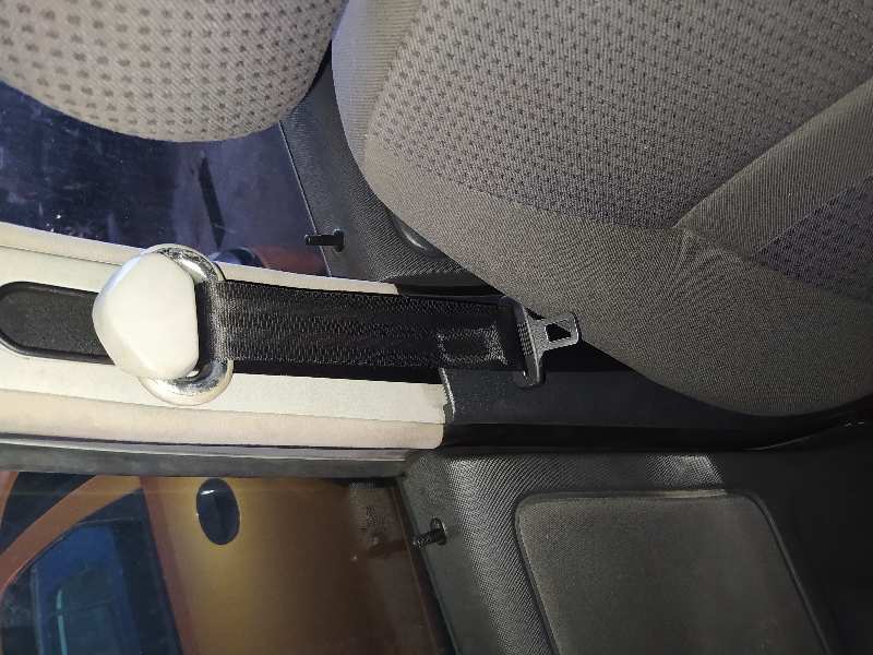 CINTURON SEGURIDAD DELANTERO DERECHO