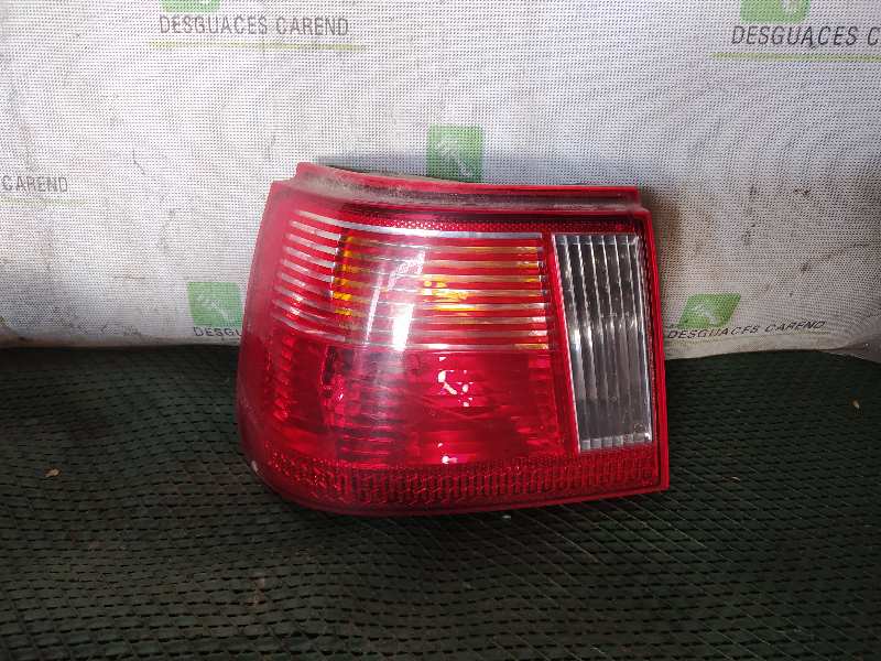 PILOTO TRASERO IZQUIERDO