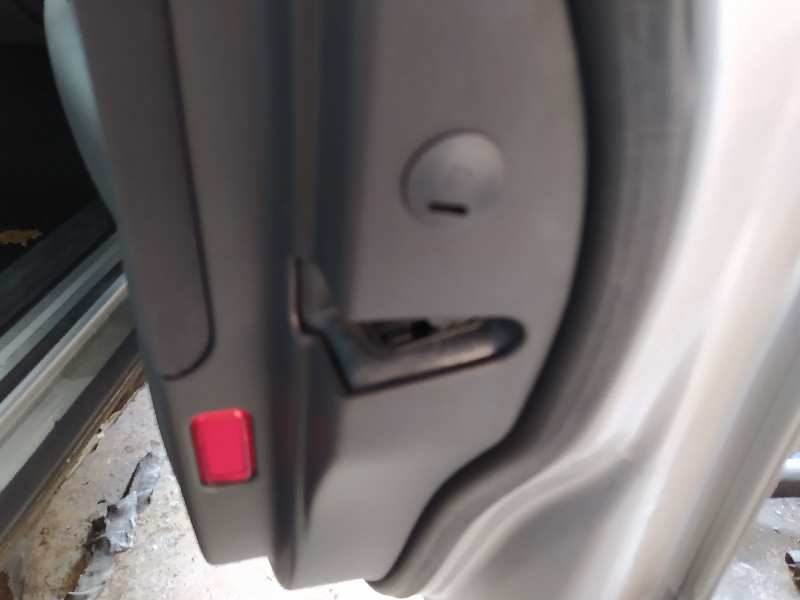 CERRADURA PUERTA DELANTERA DERECHA