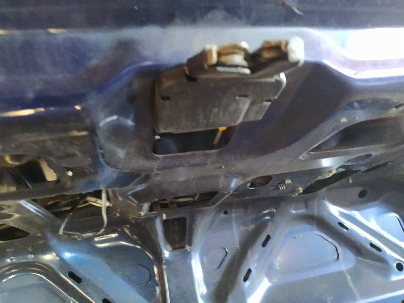 CERRADURA MALETERO / PORTON