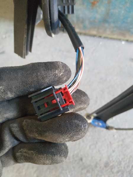 RETROVISOR IZQUIERDO