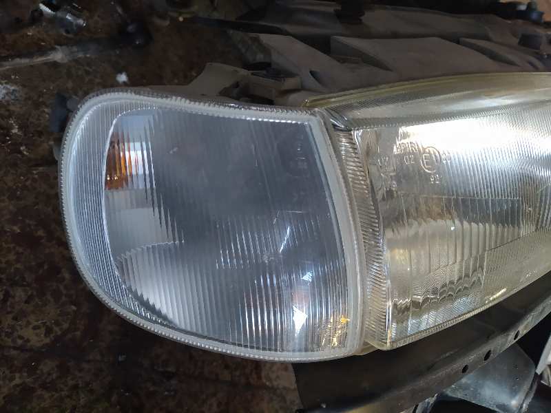 PILOTO DELANTERO DERECHO