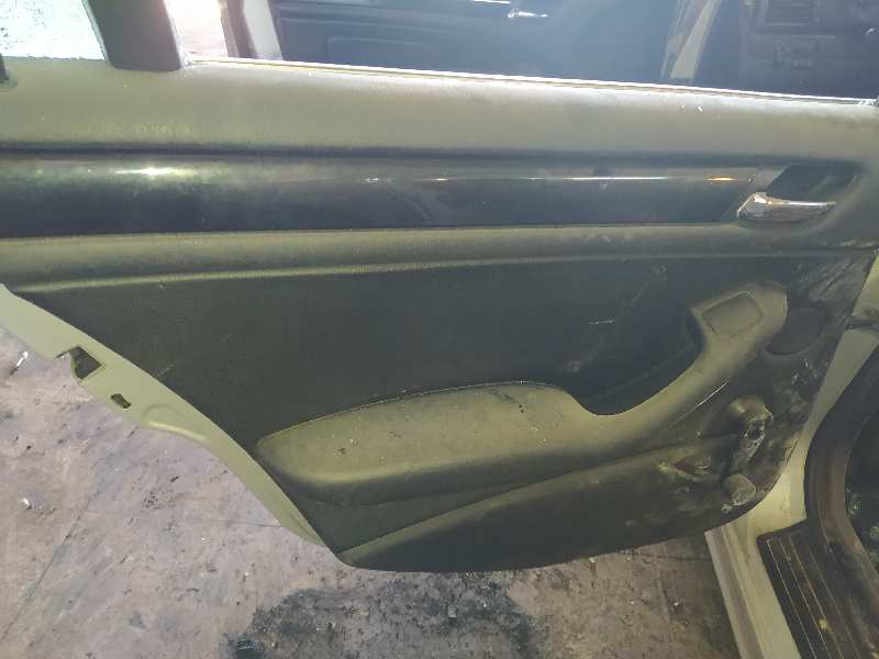 GUARNECIDO PUERTA TRASERA IZQUIERDA