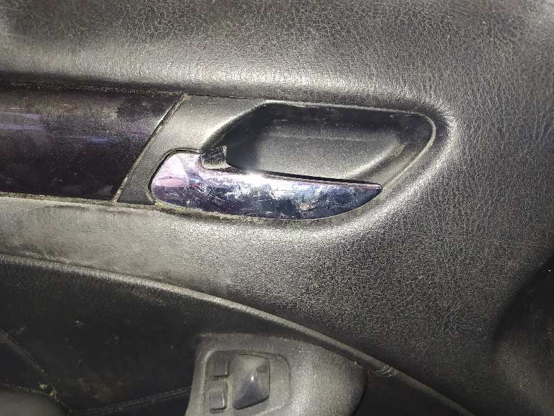 MANETA INTERIOR DELANTERA IZQUIERDA