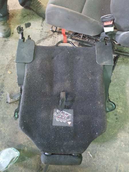 ASIENTOS TERCERA FILA