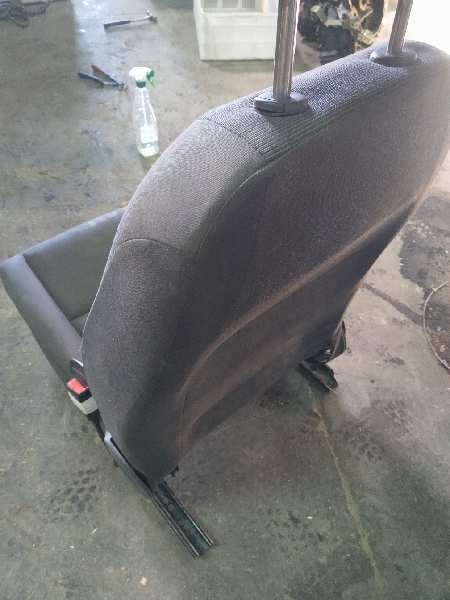 ASIENTO DELANTERO DERECHO