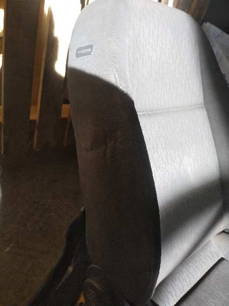 ASIENTO DELANTERO DERECHO