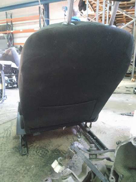 ASIENTO DELANTERO IZQUIERDO