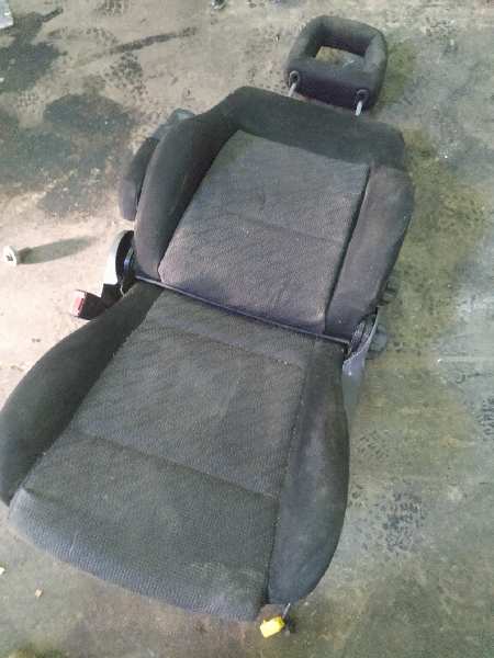 ASIENTO DELANTERO IZQUIERDO