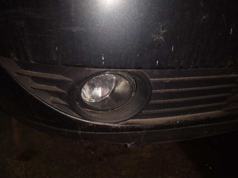 FARO ANTINIEBLA IZQUIERDO