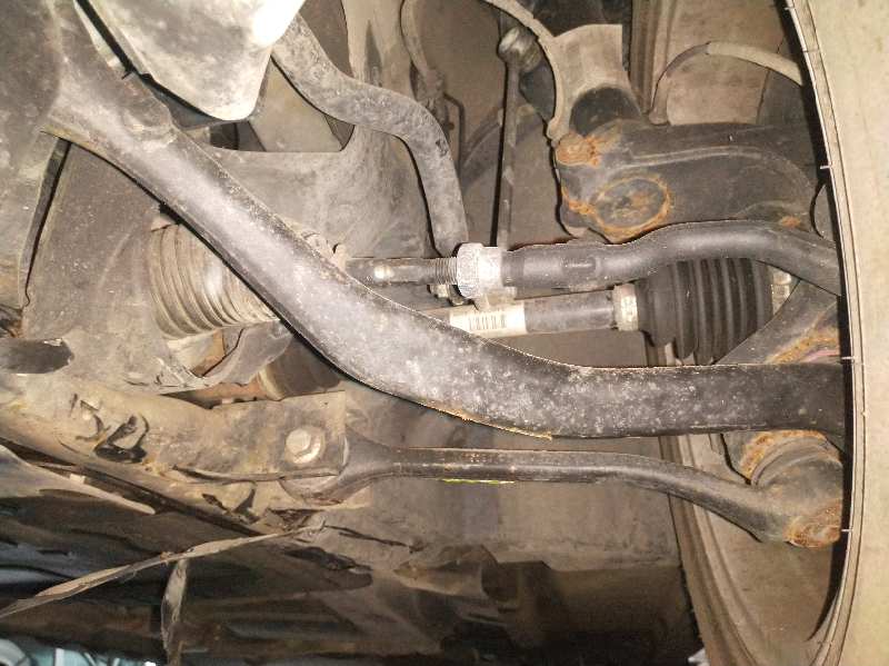 BRAZO SUSPENSION INFERIOR DELANTERO IZQUIERDO
