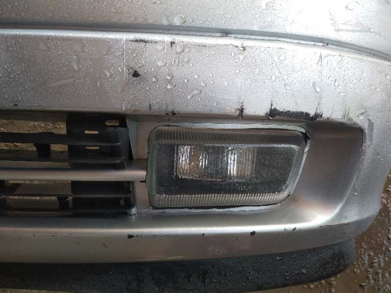 FARO ANTINIEBLA IZQUIERDO