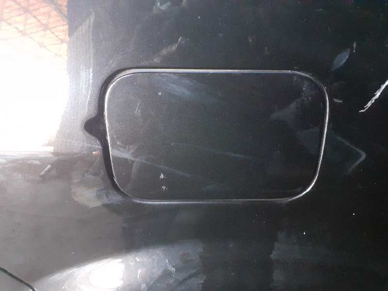 TAPA EXTERIOR COMBUSTIBLE