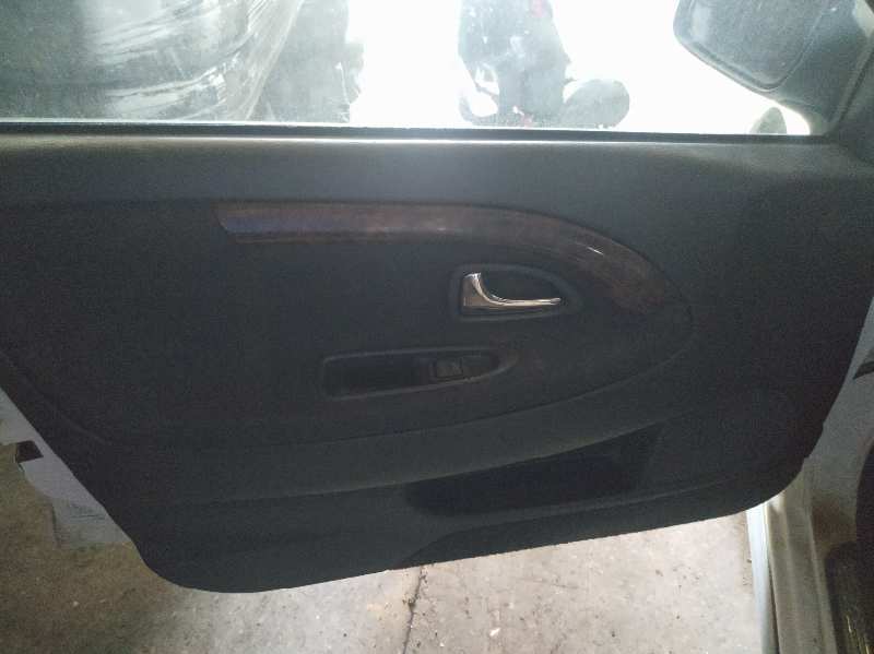 ELEVALUNAS DELANTERO IZQUIERDO