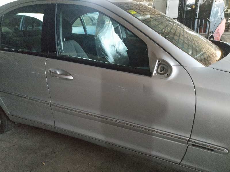 PUERTA DELANTERA DERECHA