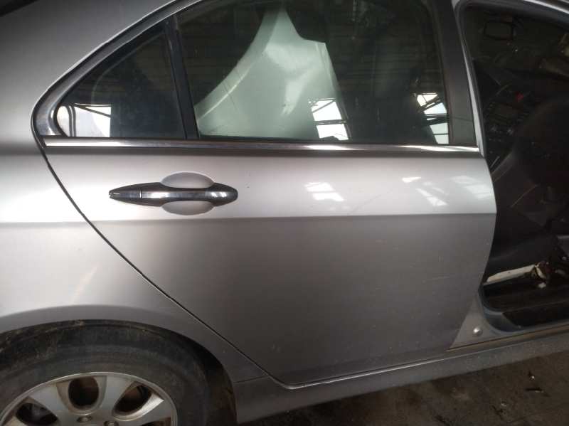 ELEVALUNAS TRASERO DERECHO