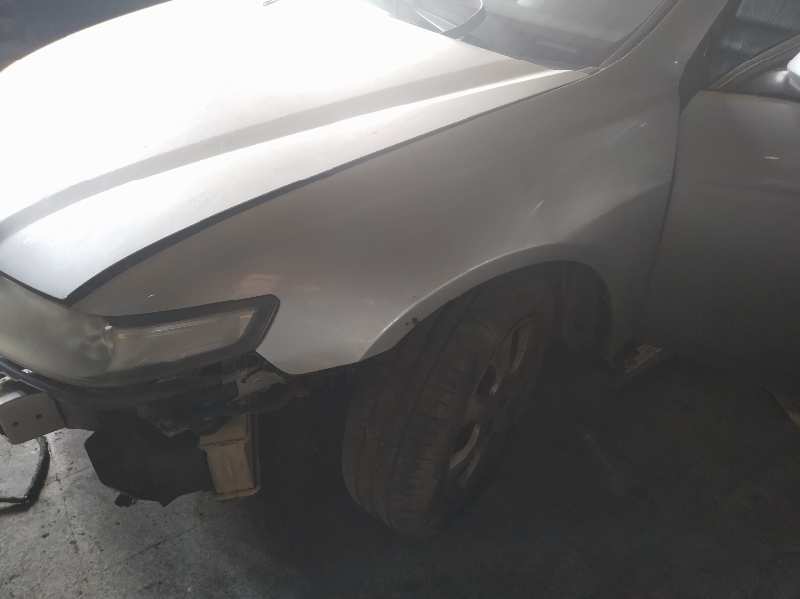 ALETA DELANTERA IZQUIERDA