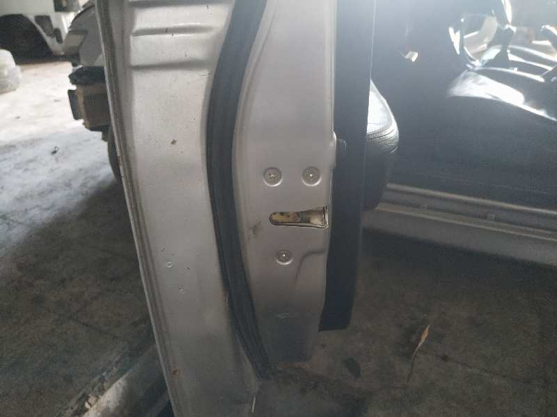 CERRADURA PUERTA DELANTERA IZQUIERDA 