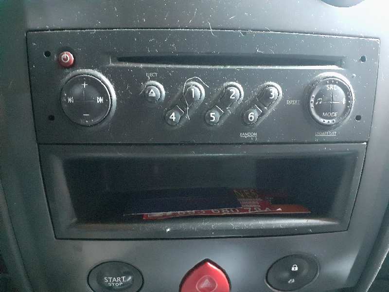 SISTEMA AUDIO / RADIO CD