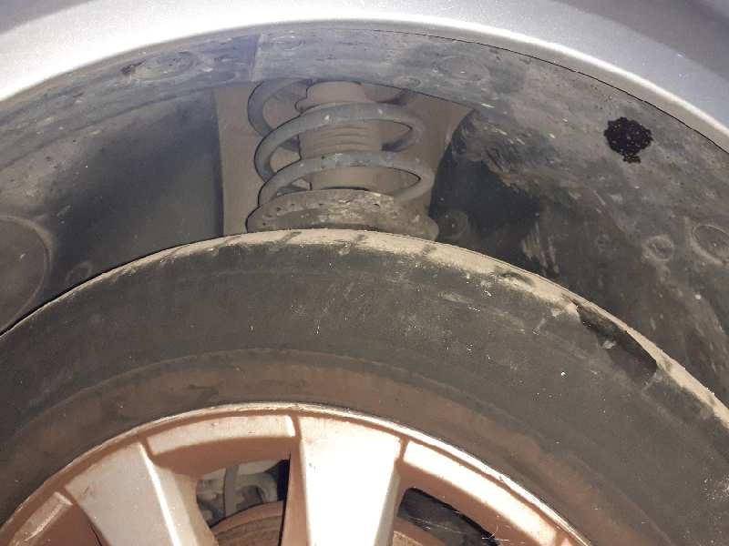 AMORTIGUADOR DELANTERO IZQUIERDO