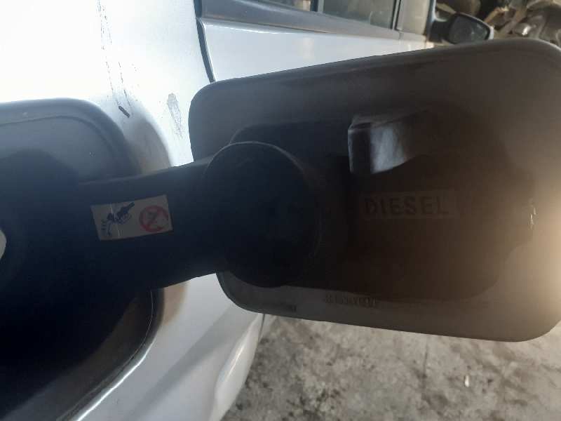 TAPA EXTERIOR COMBUSTIBLE