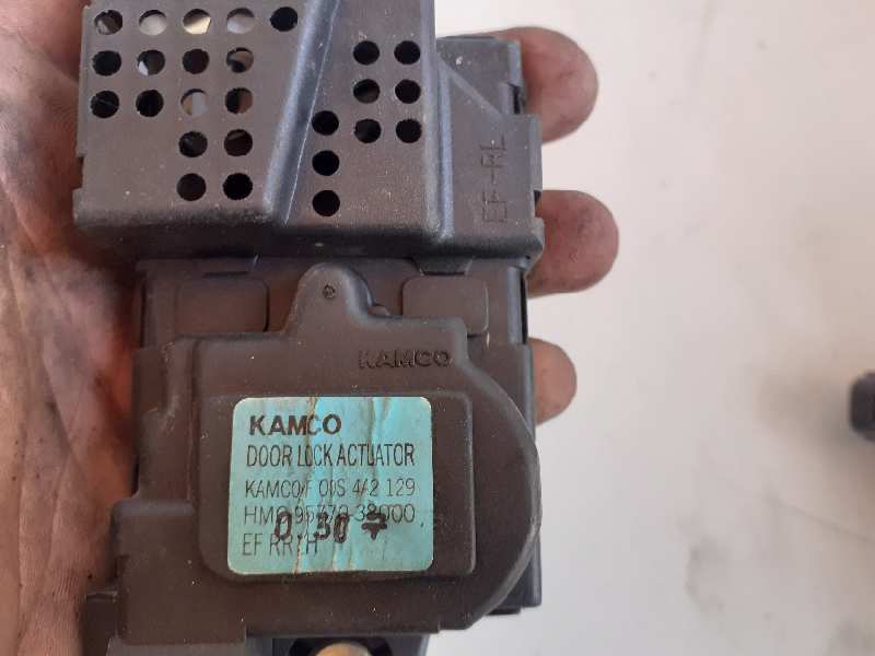 CERRADURA PUERTA TRASERA IZQUIERDA 