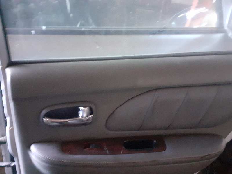 ELEVALUNAS TRASERO DERECHO