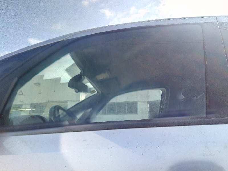 LUNA DELANTERA IZQUIERDA