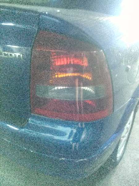 PILOTO TRASERO DERECHO