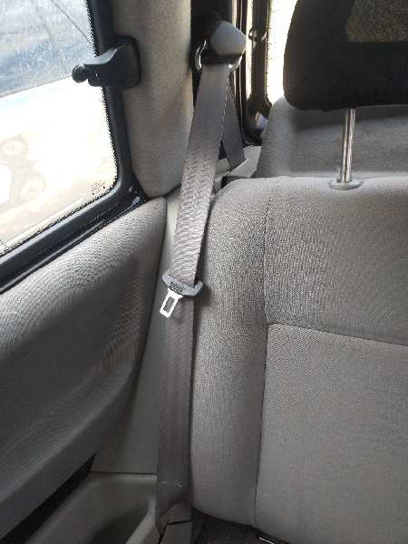 CINTURON SEGURIDAD TRASERO DERECHO