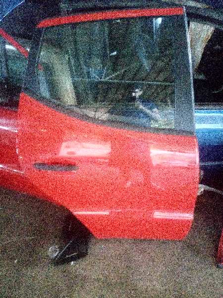 PUERTA TRASERA DERECHA