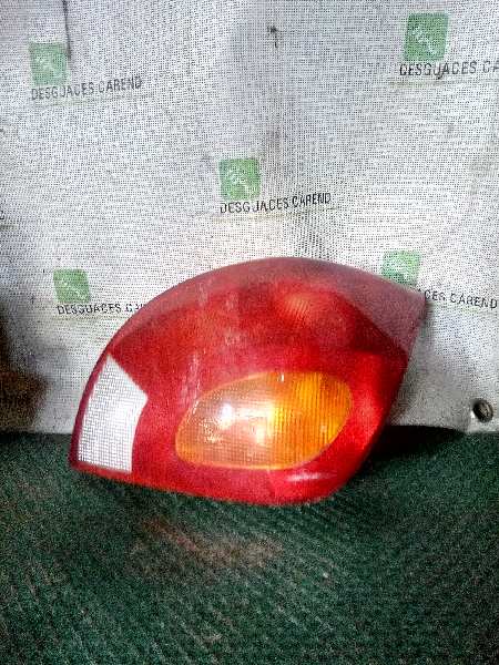 PILOTO TRASERO DERECHO FORD FIESTA BERLINA