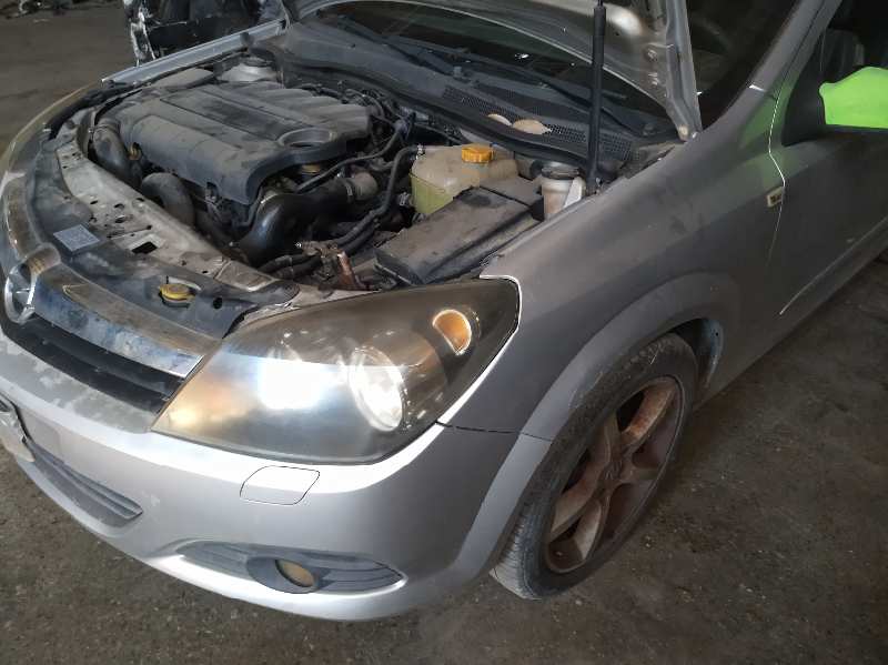 ELEVALUNAS DELANTERO IZQUIERDO