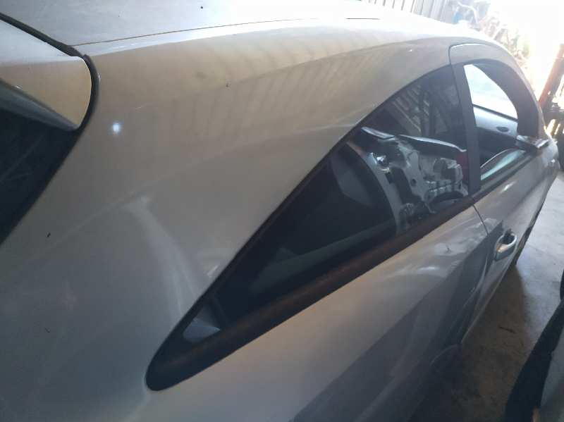 LUNA TRASERA DERECHA